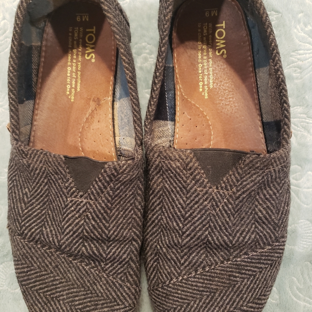 Toms Slip On Shoes